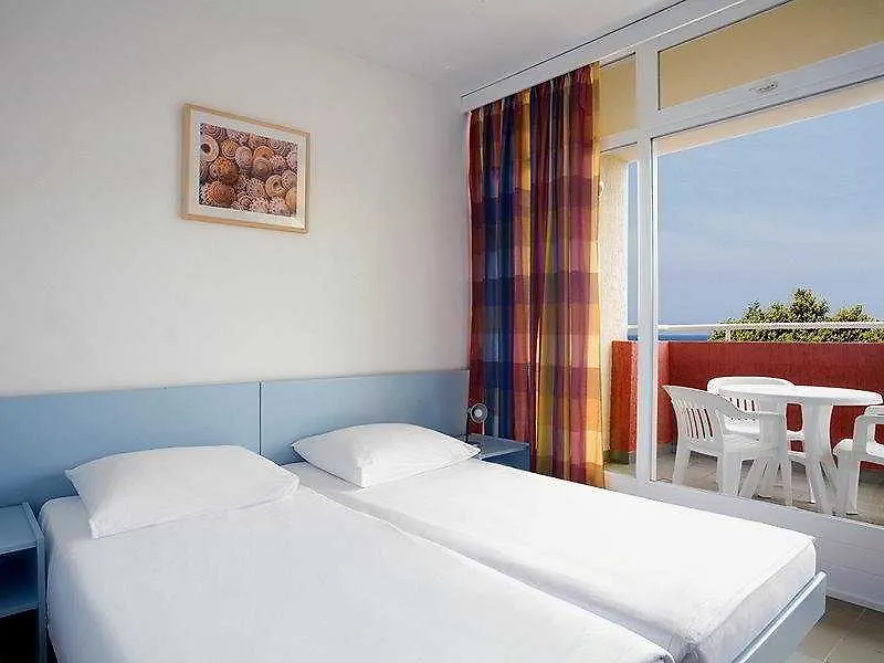 Sunset Lanterna Apartments Porec